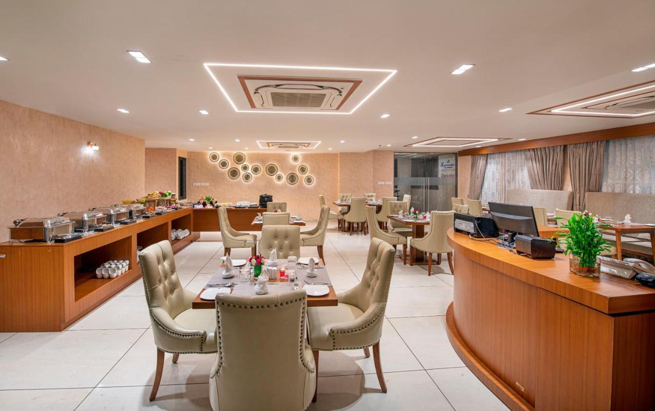 Sk Lords Inn Ahmedabad Exteriör bild