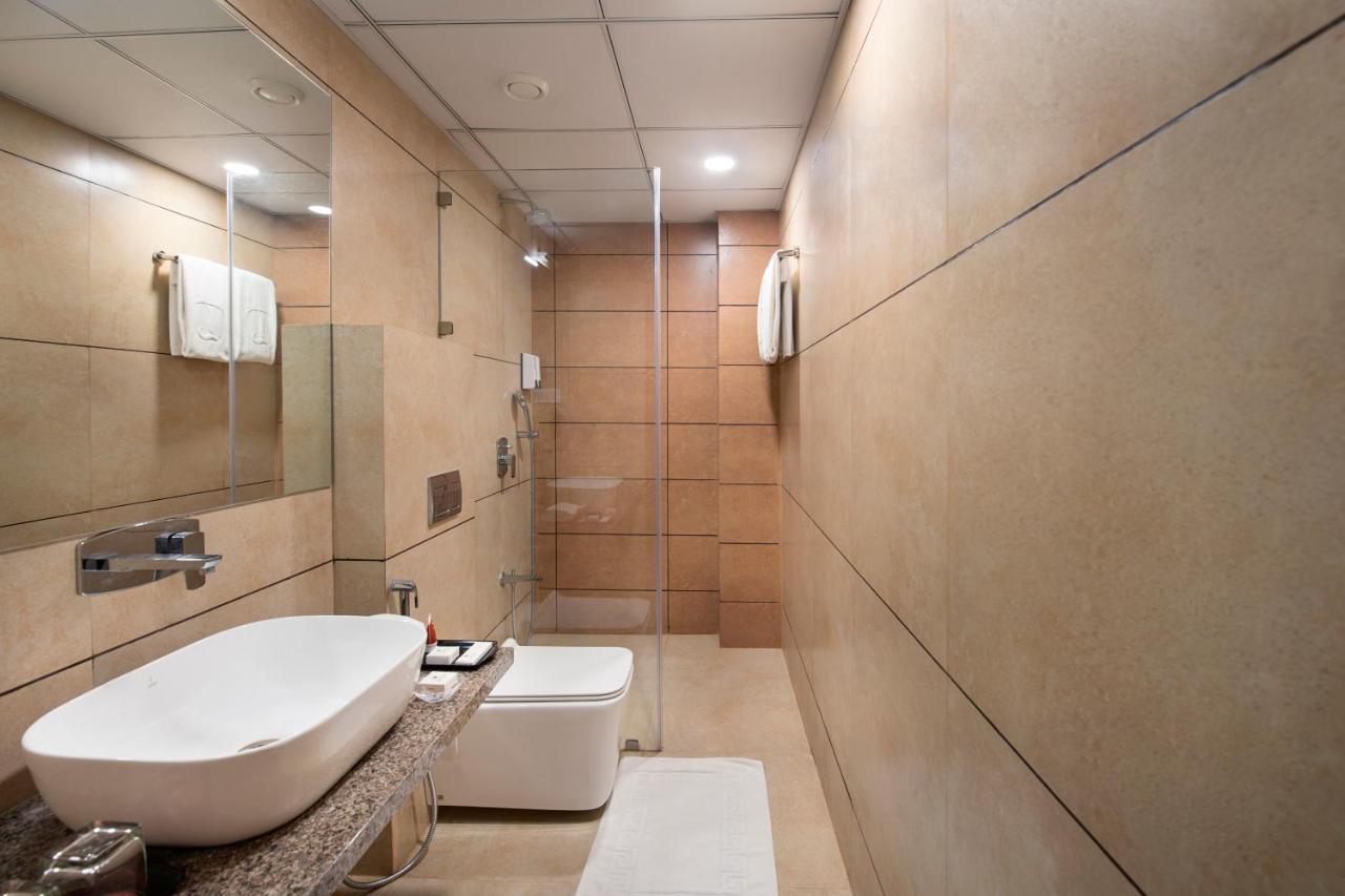 Sk Lords Inn Ahmedabad Exteriör bild