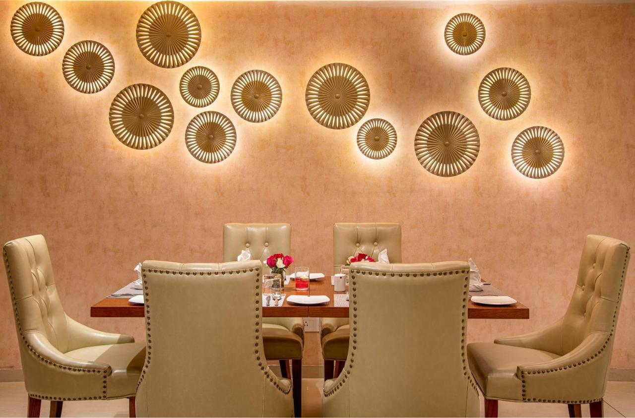 Sk Lords Inn Ahmedabad Exteriör bild