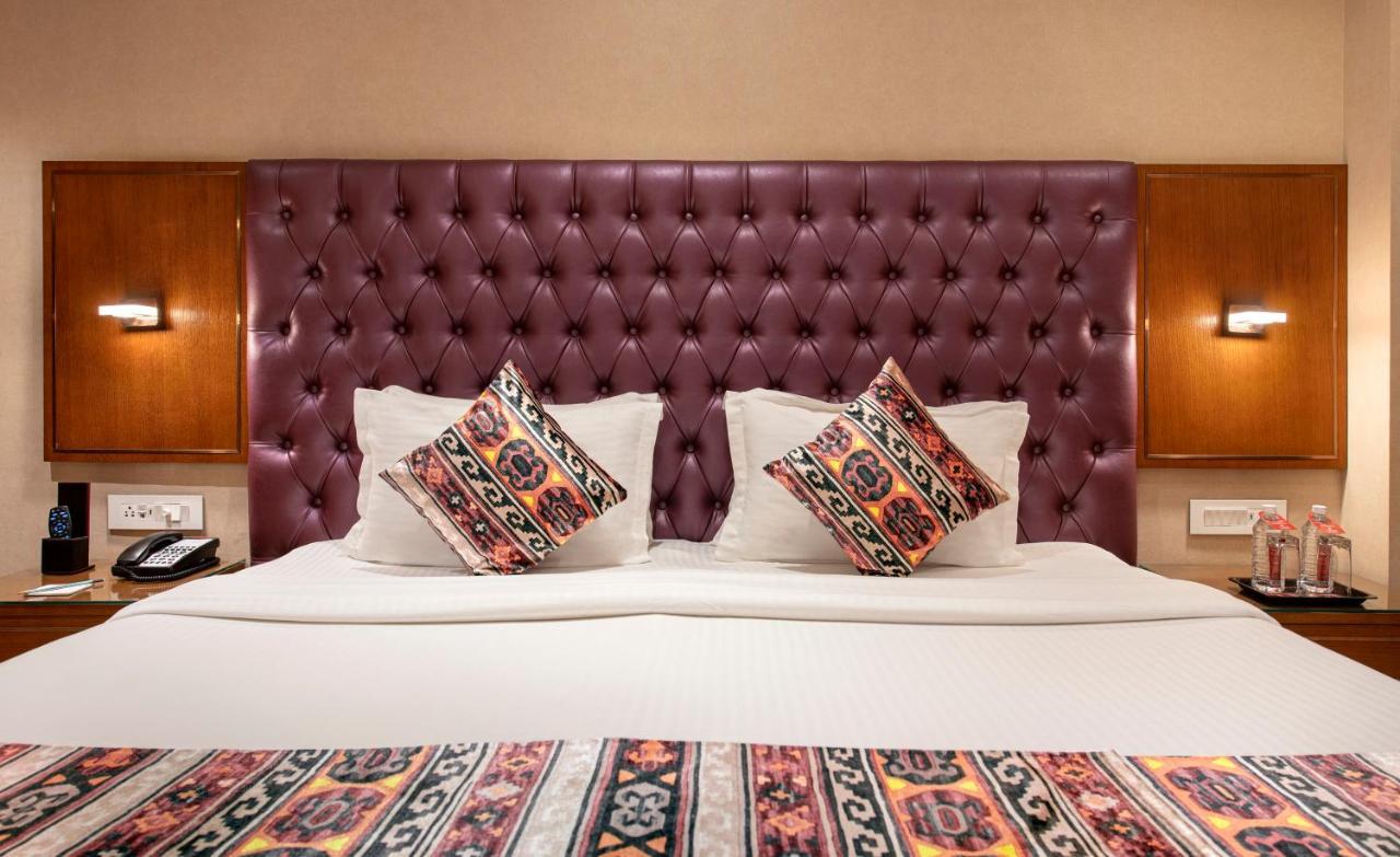 Sk Lords Inn Ahmedabad Exteriör bild