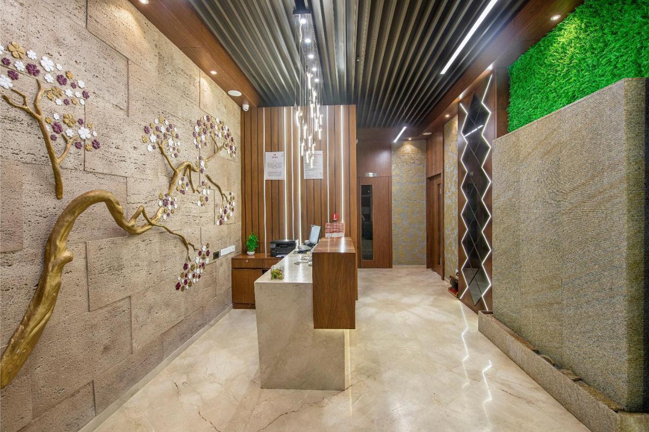Sk Lords Inn Ahmedabad Exteriör bild
