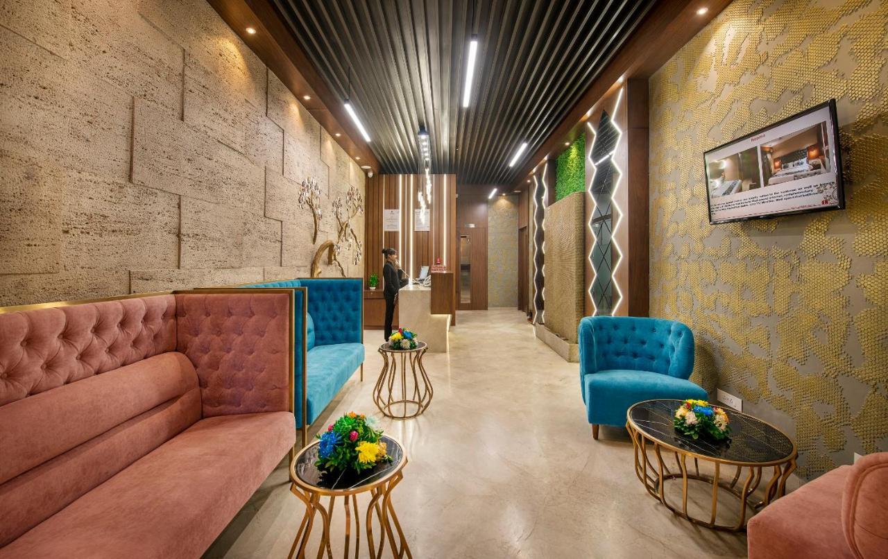 Sk Lords Inn Ahmedabad Exteriör bild