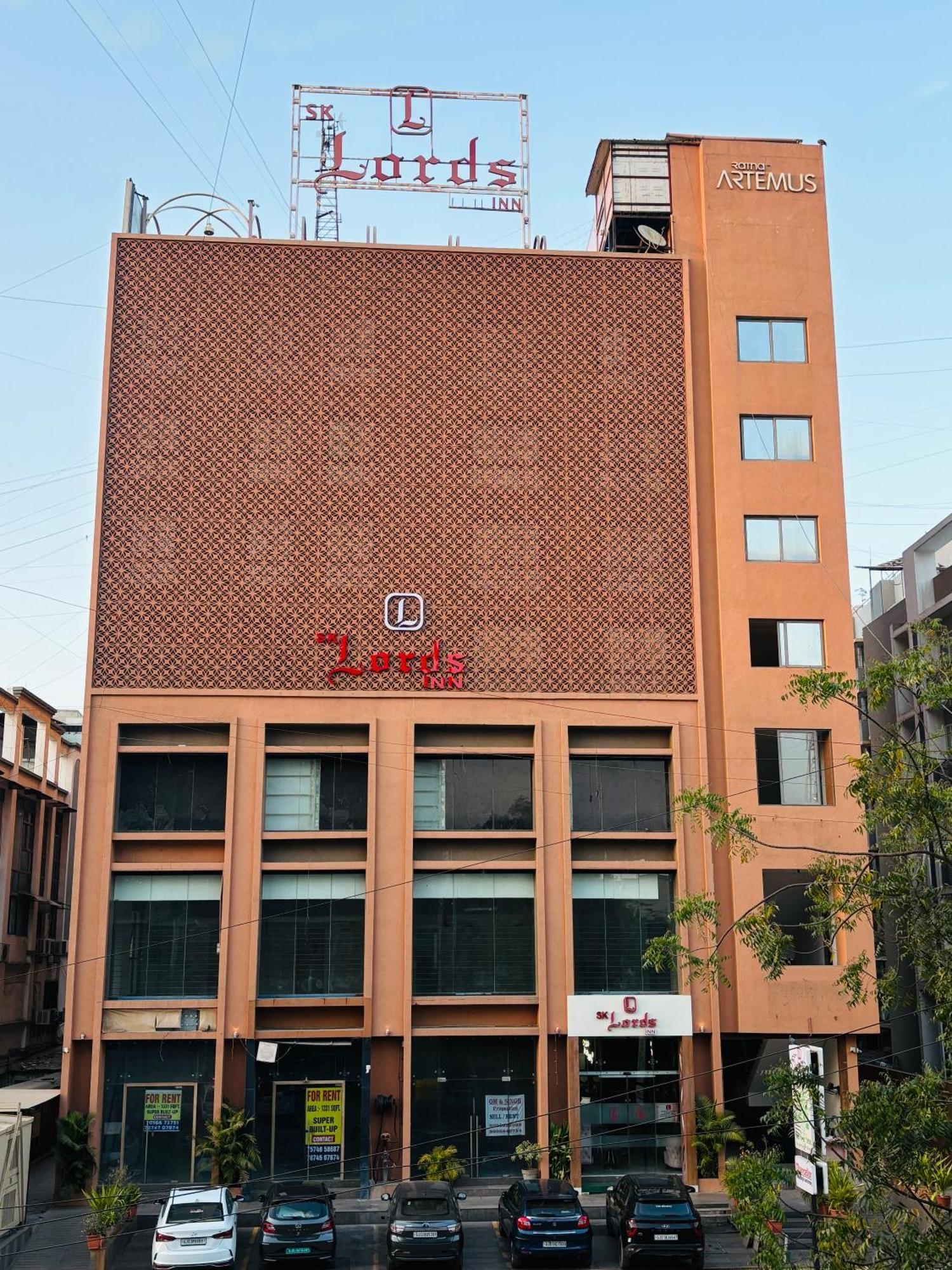 Sk Lords Inn Ahmedabad Exteriör bild